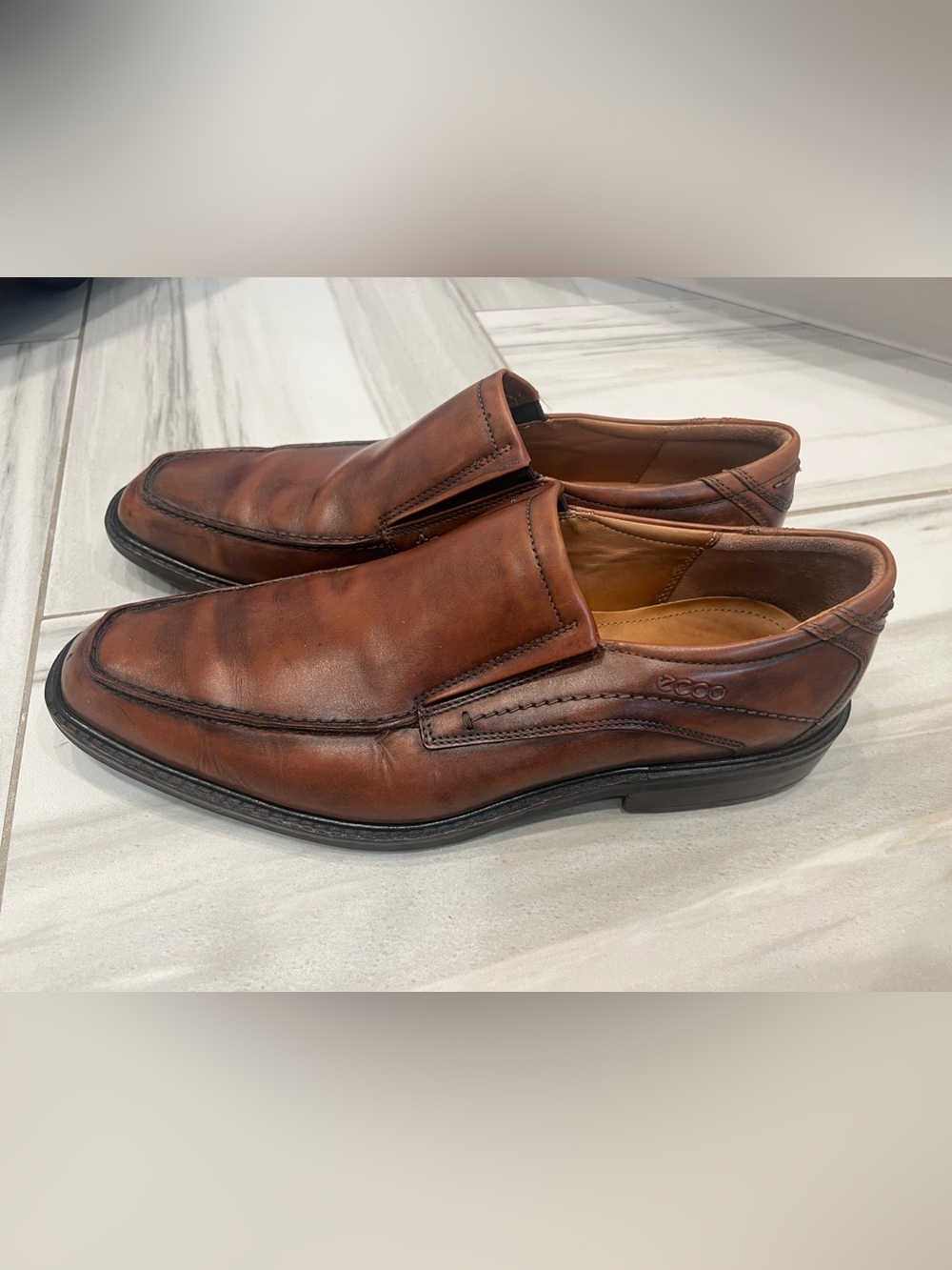 Ecco Men's Tan Brown Leather Slip-On Loafers shoes